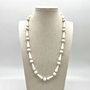 Beaded Necklace White Teardrop & Round Beads Gold Accents Costume Jewelry